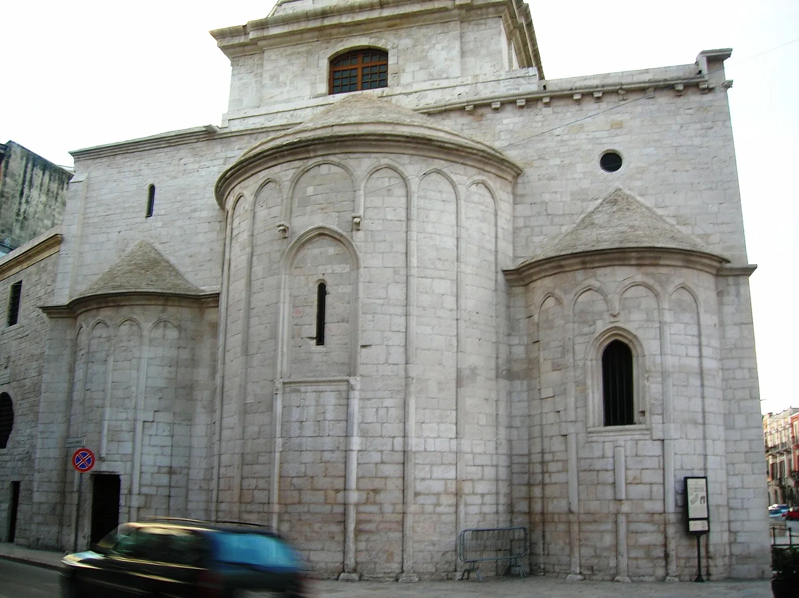 Le absidi del Santo Sepolcro, Barletta
